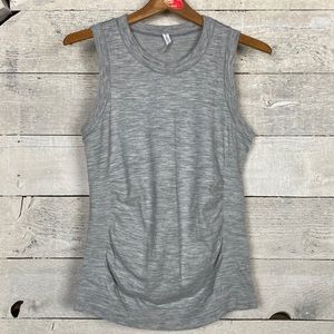 Athleta sleeveless stretch top front ruching active wear size Large Silver gray